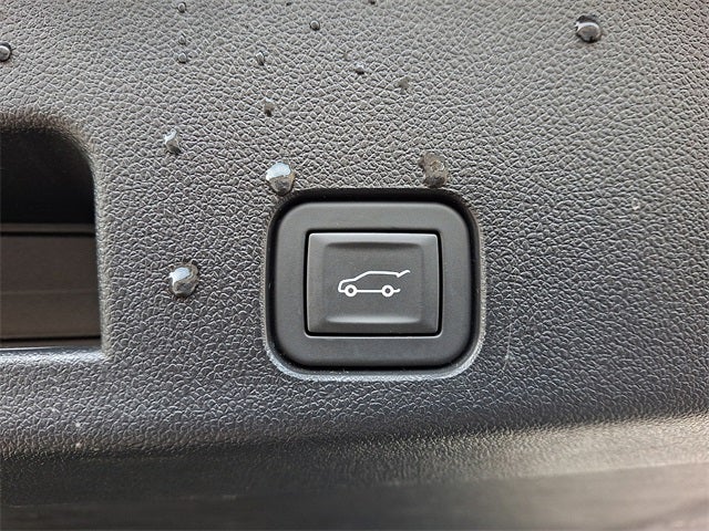 2025 Chevrolet Traverse LT 2LT