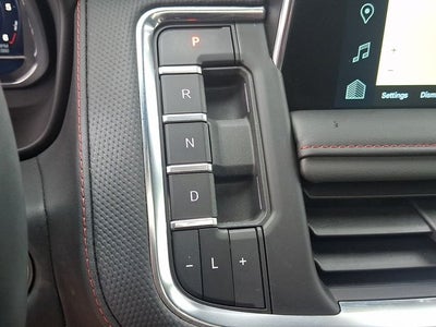 2024 Chevrolet Suburban RST