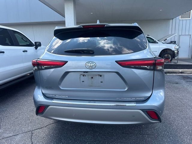 2021 Toyota Highlander Platinum