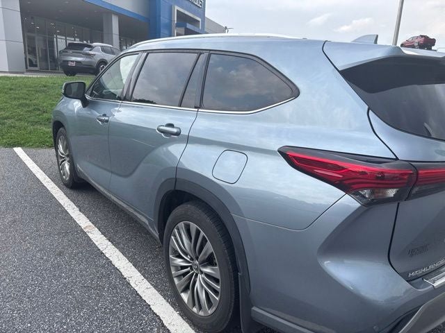 2021 Toyota Highlander Platinum