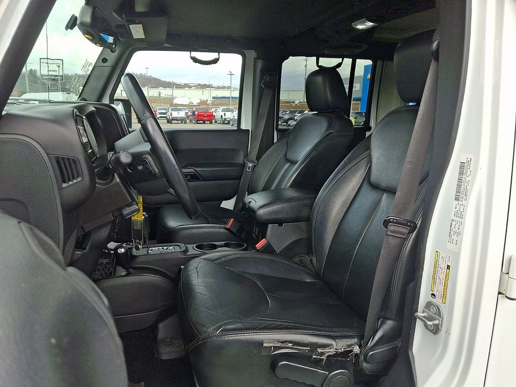 2014 Jeep Wrangler Unlimited Altitude