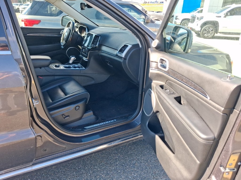 2019 Jeep Grand Cherokee Summit