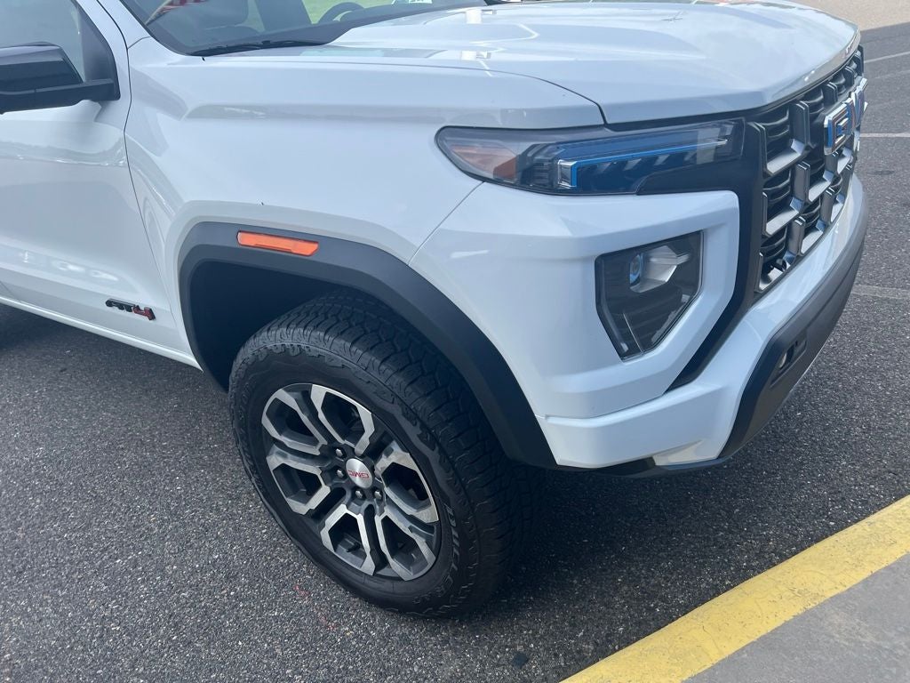 2024 GMC Canyon AT4