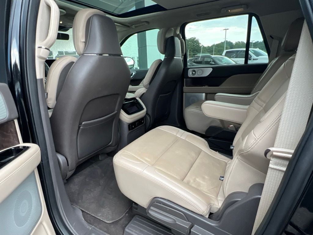 2022 Lincoln Navigator L Reserve