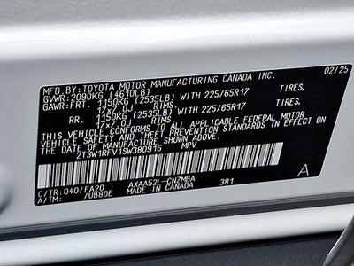 2025 Toyota RAV4 XLE
