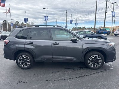 2025 Subaru Forester Premium