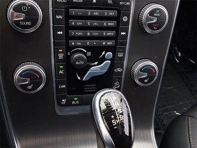 2016 Volvo V60 Cross Country T5