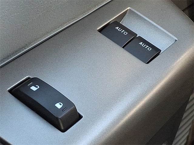 2023 Ford F-650SD Base