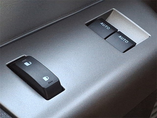 2023 Ford F-650SD Base