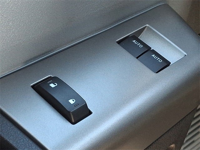 2023 Ford F-650SD Base