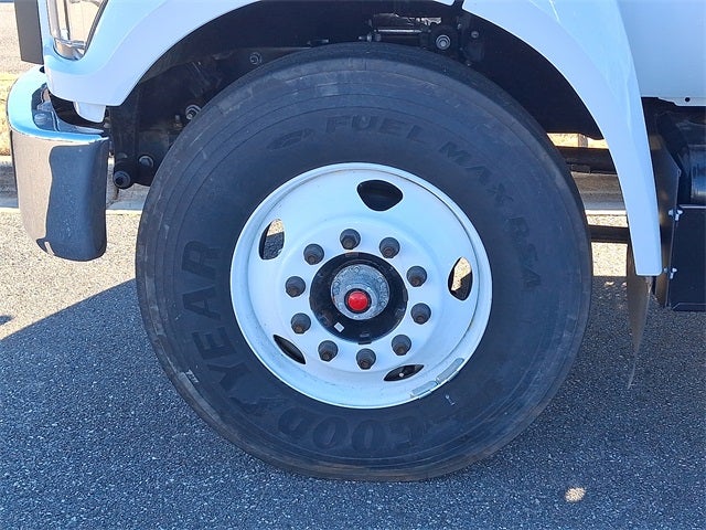 2023 Ford F-650SD Base