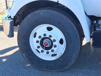 2023 Ford F-650SD Base