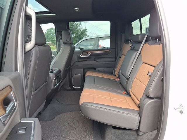 2025 Chevrolet Silverado 3500HD High Country