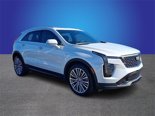 2024 Cadillac XT4 Premium Luxury