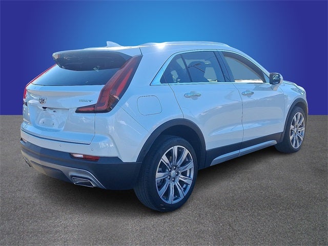 2023 Cadillac XT4 Premium Luxury