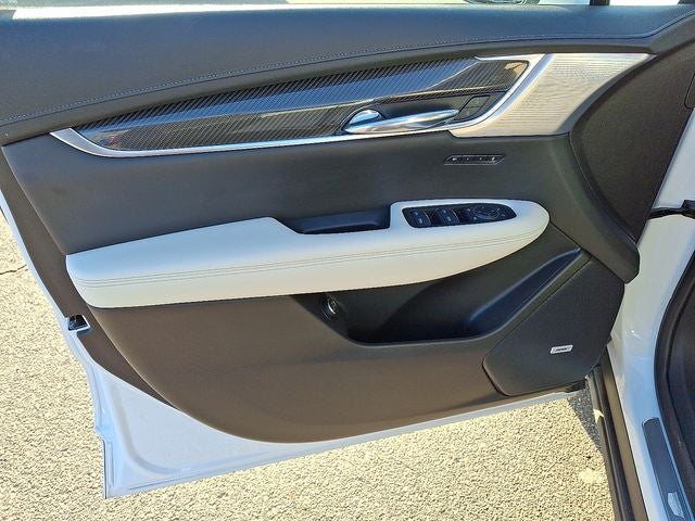 2023 Cadillac XT6 Sport