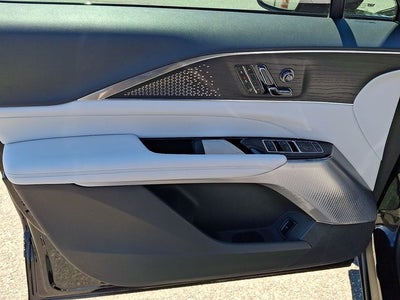2023 Cadillac LYRIQ Luxury