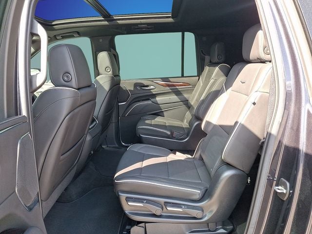 2022 Cadillac Escalade ESV Premium