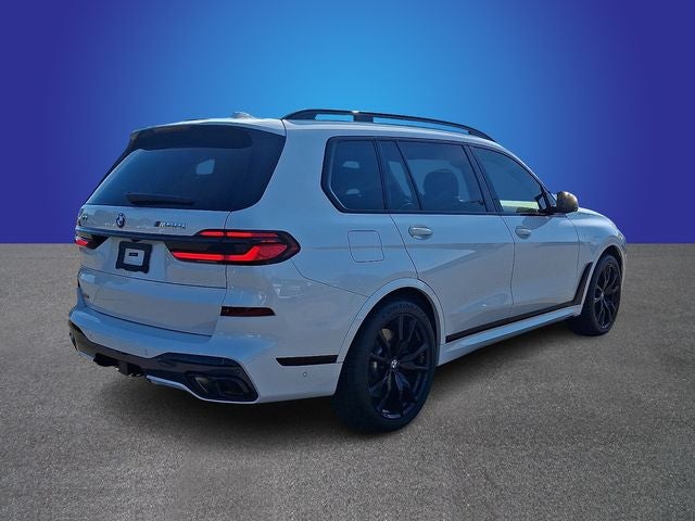 2024 BMW X7 M60i
