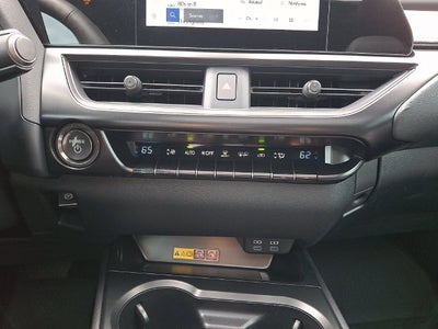 2025 Lexus UX 300h