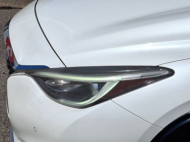 2018 INFINITI QX30 Premium