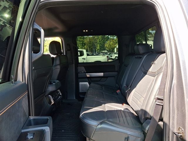 2023 Ford Super Duty F-350 SRW Pickup Platinum