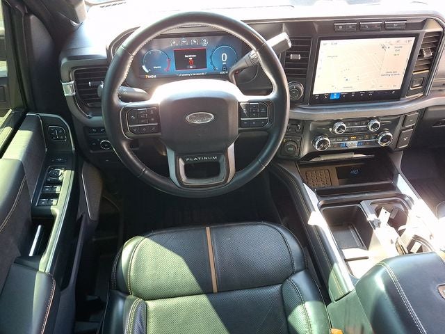 2023 Ford Super Duty F-350 SRW Pickup Platinum