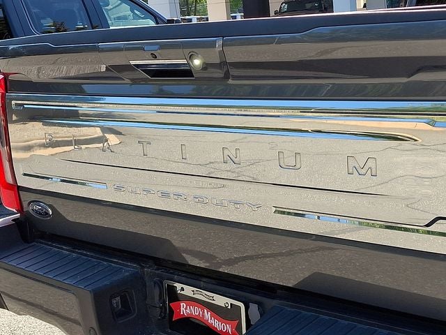2023 Ford Super Duty F-350 SRW Pickup Platinum