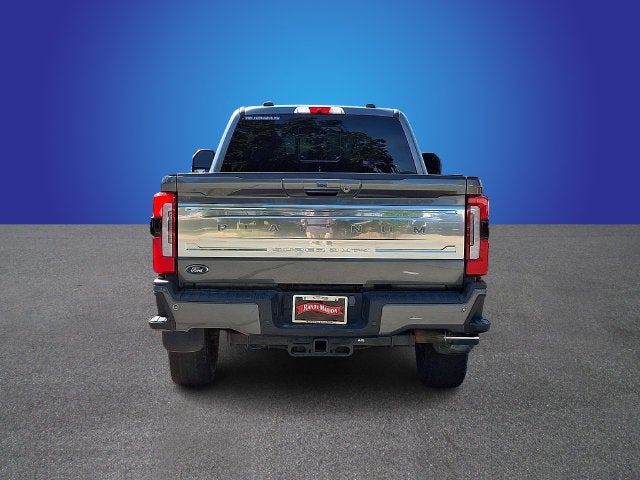 2023 Ford Super Duty F-350 SRW Pickup Platinum