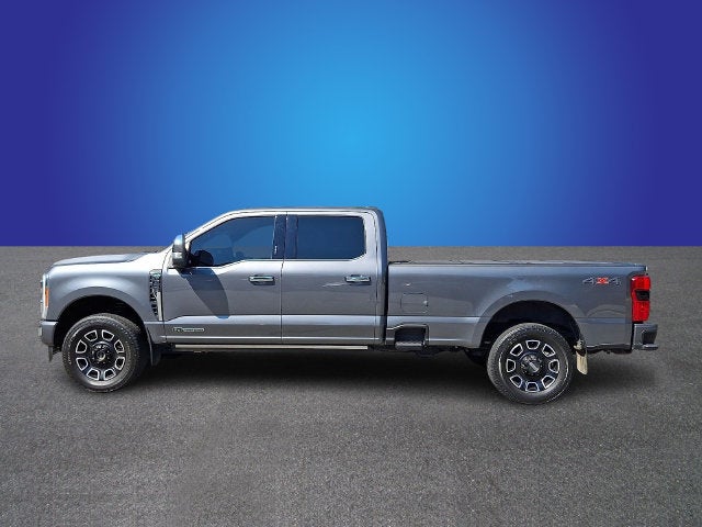 2023 Ford Super Duty F-350 SRW Pickup Platinum