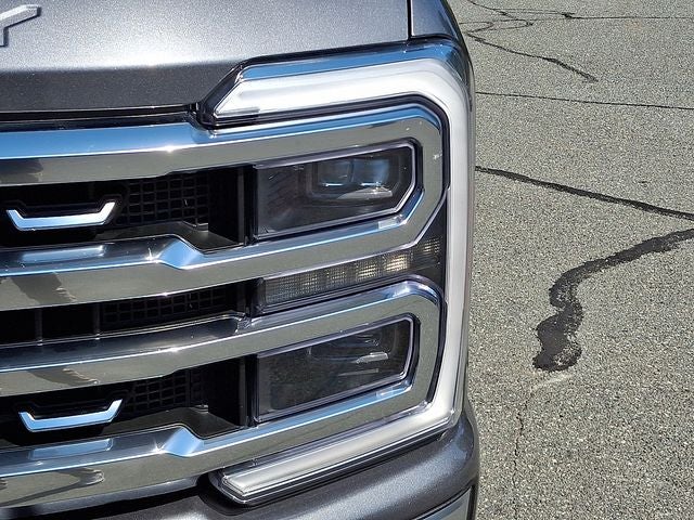 2023 Ford Super Duty F-350 SRW Pickup Platinum