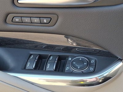 2023 Cadillac XT4 FWD Premium Luxury