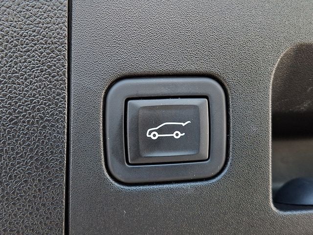 2023 Cadillac XT4 FWD Premium Luxury