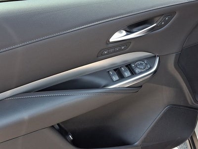 2023 Cadillac XT4 FWD Premium Luxury