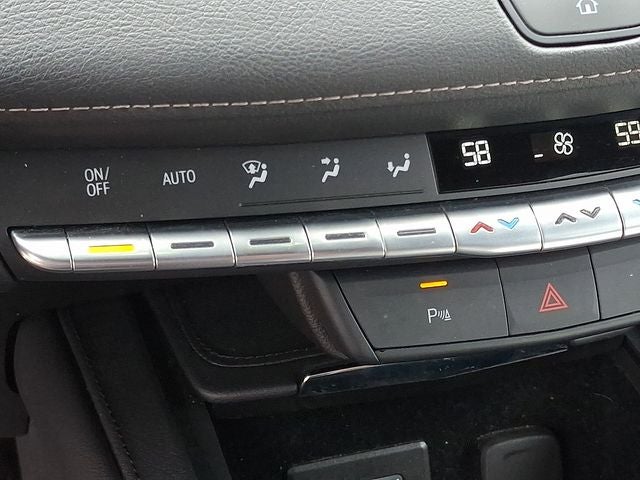 2023 Cadillac XT4 AWD Premium Luxury