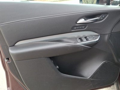 2023 Cadillac XT4 AWD Premium Luxury