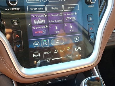 2022 Subaru Outback Touring XT