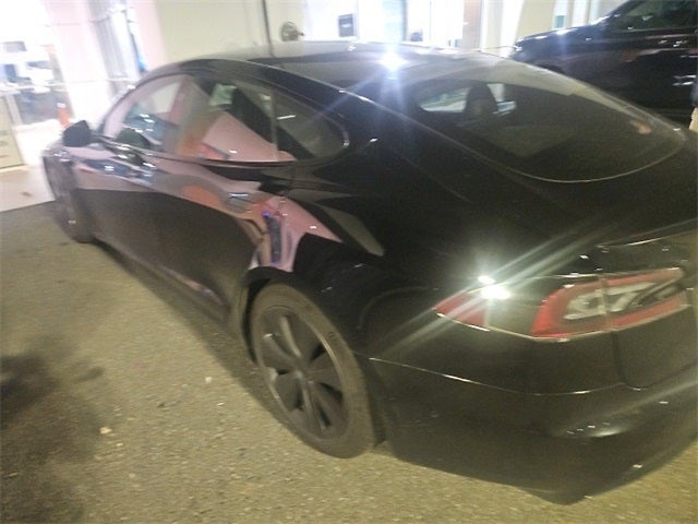 2022 Tesla Model S Plaid