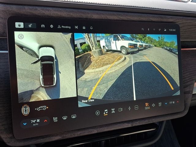 2025 Rivian R1S Adventure