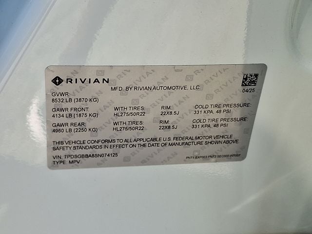 2025 Rivian R1S Adventure
