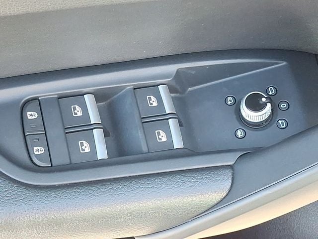 2022 Audi Q5 S line Premium