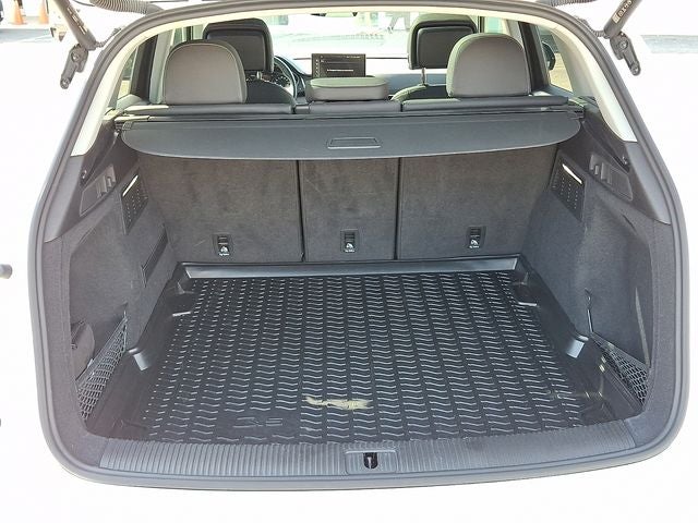 2022 Audi Q5 S line Premium