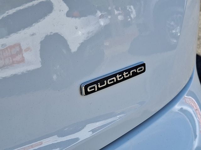 2022 Audi Q5 S line Premium