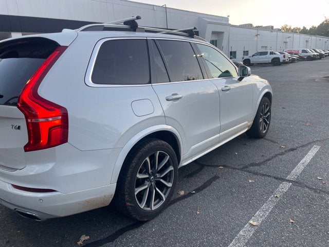 2019 Volvo XC90 Momentum
