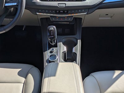 2023 Cadillac XT4 Luxury
