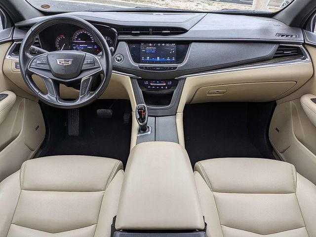 2019 Cadillac XT5 Base