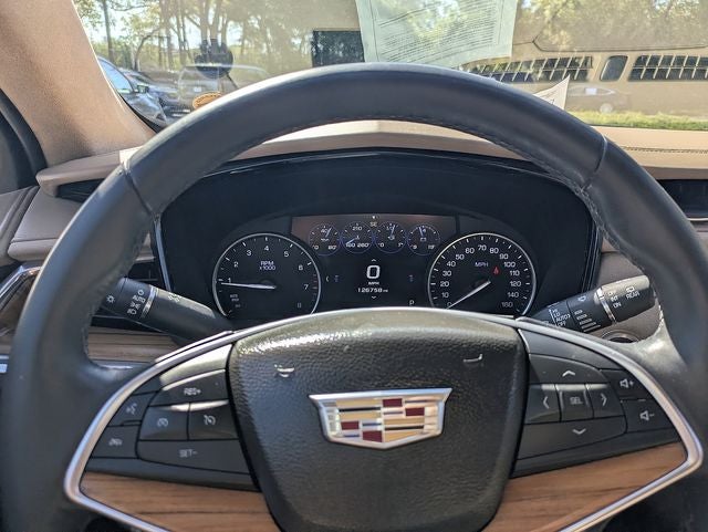 2017 Cadillac XT5 Platinum
