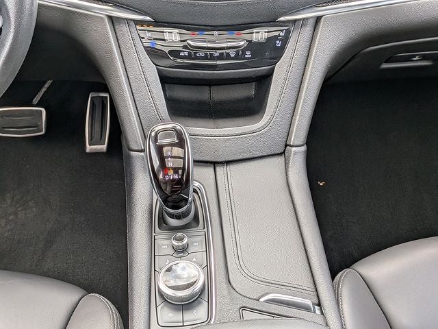 2023 Cadillac XT5 Sport