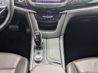 2020 Cadillac XT6 Premium Luxury