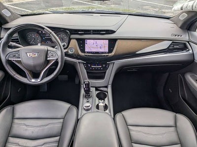 2025 Cadillac XT6 Premium Luxury